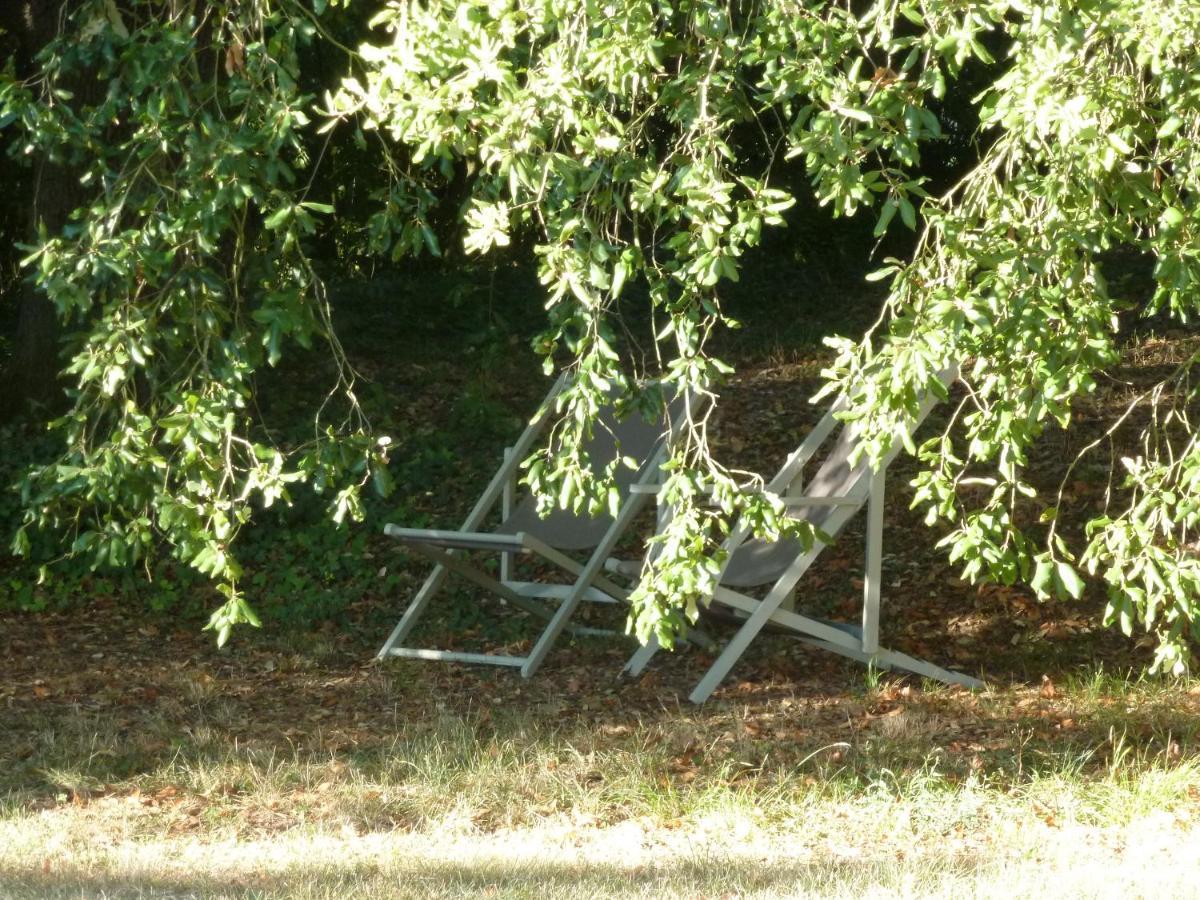 Domaine D'Entudelle Bed and Breakfast Lussan  Buitenkant foto