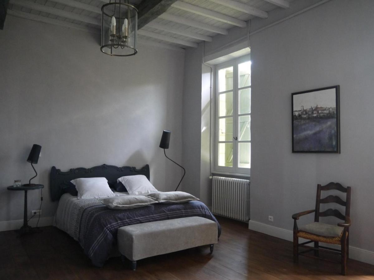 Domaine D'Entudelle Bed and Breakfast Lussan  Buitenkant foto